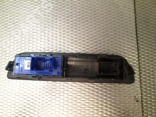 Switch PEUGEOT 2008 I (CU_) 1.2 THP 130 / PureTech 130 | BP30742733I30