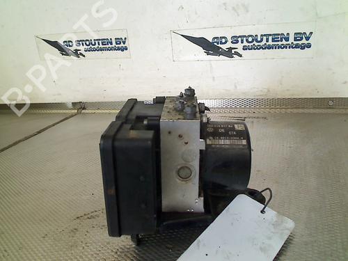 Used ABS pump VW GOLF VI (5K1) 1.4 TSI (122 hp) 29764495