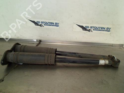 Højre bagtil støddæmper NISSAN MICRA V (K14) 0.9 IG-T (90 hp) 31014606