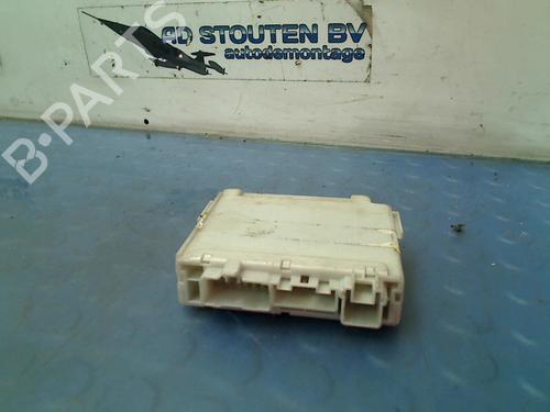 Used Electronic module TOYOTA YARIS (_P13_) 1.3 (NSP130_, NSP130) (95 hp) 11297171