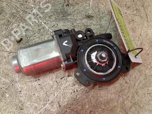 Used Right front window motor HYUNDAI SANTA FÉ II (CM) 2.2 CRDi GLS (150 hp) 11321380