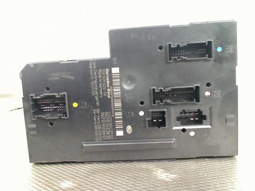 Used Fuse box MERCEDES-BENZ E-CLASS Coupe (C207) E 350 CGI (207.357) (292 hp) 31045956