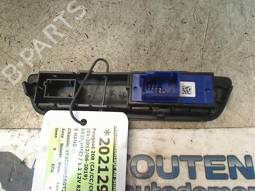 Switch PEUGEOT 208 I (CA_, CC_) 1.2 VTI 82 | BP11261504I30 