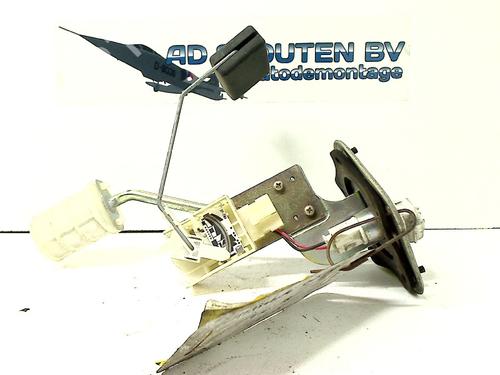 Used Fuel pump MITSUBISHI OUTLANDER I (CU_W) 2.4 HDD Mivec (CU5W) (160 hp) 13122926