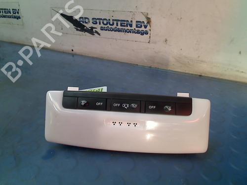 Used Interior roof light NISSAN MICRA V (K14) 1.0 IG-T (92 hp) 12452935