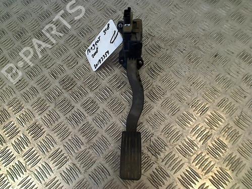 Used Pedal PEUGEOT 308 I (4A_, 4C_) 1.6 HDi (90 hp) 13124368
