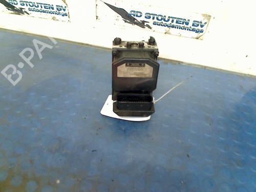 Used ABS pump TOYOTA AVENSIS Estate (_T25_) 2.0 D-4D (CDT250_, CDT250R) (116 hp) 19306341