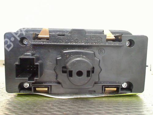 Switch VOLVO V40 Hatchback (525) T2 | BP39585448I30 - Image 3