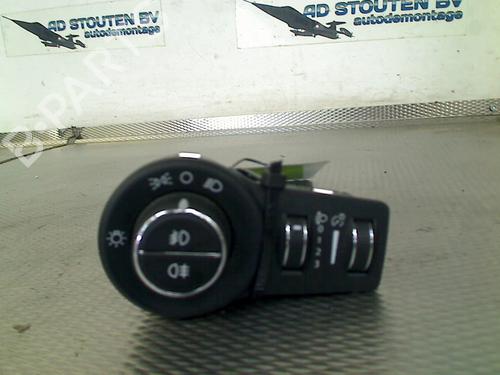 Używane Przełącznik świateł JEEP RENEGADE SUV (BU, B1, BV) 1.4 (136 hp) 29988519