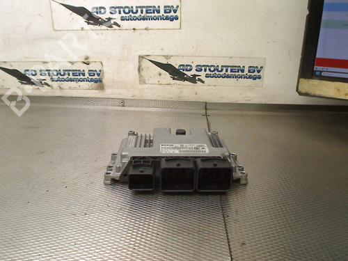 Used Engine control unit (ECU) Engine control unit (ECU) 39561538 39561538