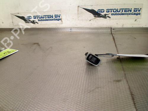 Used Switch Switch VOLVO V40 Hatchback (525) D4 (190 hp) 33735886 33735886