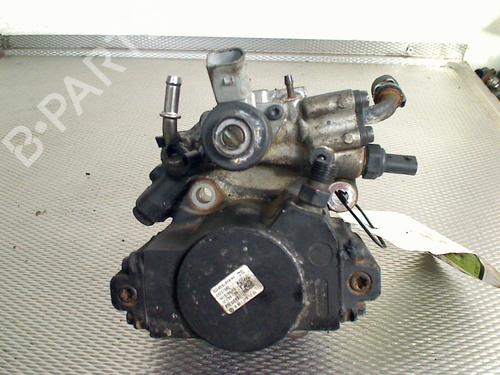 Used Fuel pump Fuel pump MERCEDES-BENZ VITO / MIXTO Van (W639) 116 CDI (639.601, 639.603, 639.605) (163 hp) 33458544 33458544