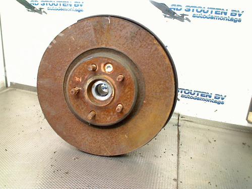 Right front steering knuckle VOLVO V40 Hatchback (525) D4 | BP28106530M26 