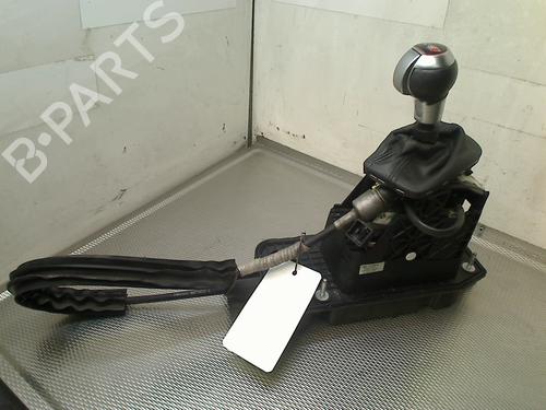 Gearknop AUDI A3 Sportback (8PA) 2.0 TFSI quattro (200 hp) 32228842