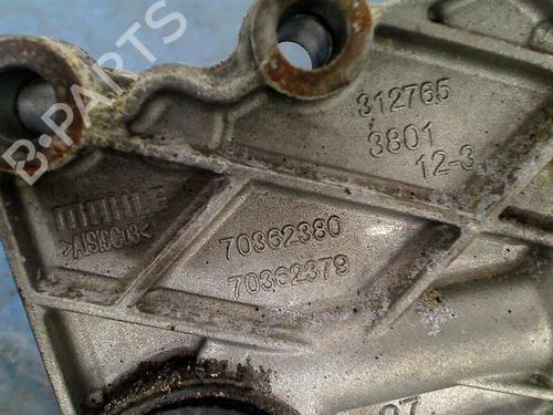 Support MERCEDES-BENZ B-CLASS Sports Tourer (W246, W242) B 220 CDI / d (246.203) | BP17528610C155