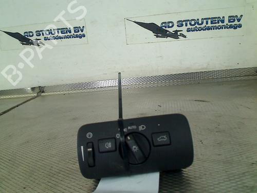 Used Headlight switch Headlight switch VOLVO V40 Hatchback (525) T4 GTDi (180 hp) 33687029 33687029