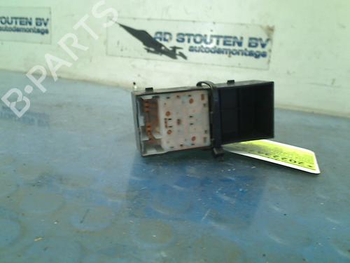 Left front window switch NISSAN MICRA III (K12) 1.2 16V | BP17328325I27 