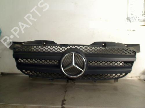 grille-mercedes-benz-sprinter-3-t-van-b906-2006-2007-2008-2009-2010-2011-2012-2013-2014-2015-2016-2017-2018-31822855 main image