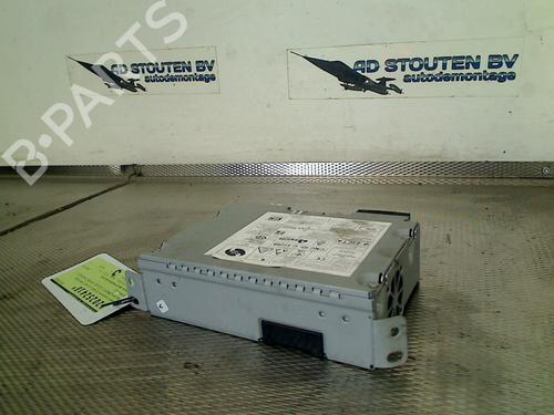 Used Radio OPEL CROSSLAND X / CROSSLAND (P17, P2QO) 1.2 (75) (110 hp) 28450044