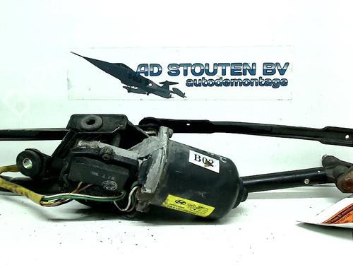 Used Front wipers mechanism HYUNDAI SANTA FÉ I (SM) 2.0 (135 hp) 11303638
