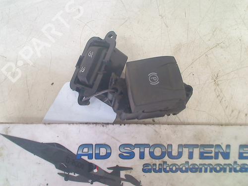 Used Switch RENAULT MEGANE III Grandtour (KZ0/1) 1.5 dCi (KZ09, KZ0D, KZ1G, KZ29, KZ14, KZ1W, KZ10, KZ1F,... (110 hp) 11318039
