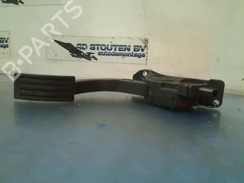 Used Pedal VOLVO V40 Hatchback (525) T3 GTDi (150 hp) 13125466