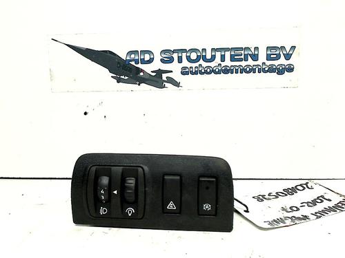 Schakelaar RENAULT MEGANE III Grandtour (KZ0/1) 1.5 dCi (KZ09, KZ0D, KZ1G, KZ29, KZ14, KZ1W, KZ10, KZ1F,... (110 hp) 11305525