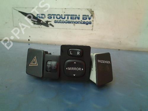 Kombi Kontakt / Stilkkontakt TOYOTA YARIS (_P9_) 1.3 VVT-i (SCP90_, SCP90R) (87 hp) 11306717
