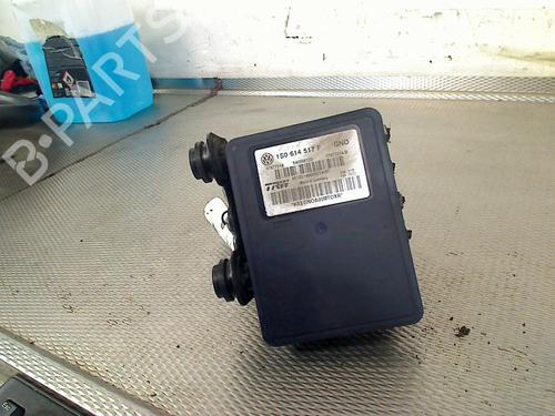 Used ABS pump SKODA RAPID Spaceback (NH1) 1.2 TSI (86 hp) 31695344