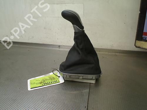 Used Shift knob Shift knob OPEL CORSA E (X15) 1.3 CDTI (08, 68) (95 hp) 34692992 34692992