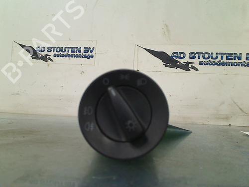 Used Headlight switch SKODA FABIA II Combi (545) 1.4 TDI (80 hp) 19030156