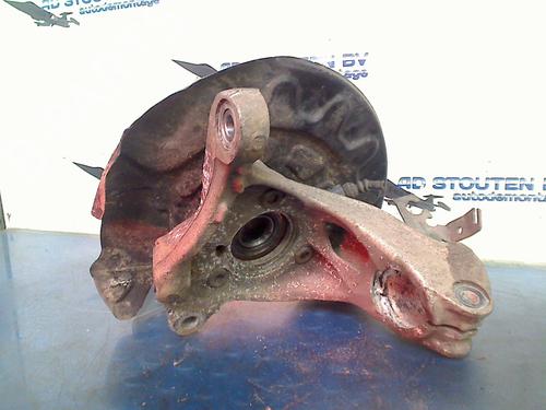 Left front steering knuckle VW TOURAN (5T1) 2.0 TDI | BP12591363M25 