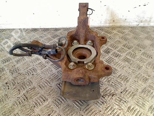 Used Left front steering knuckle RENAULT TRAFIC III Van (FG_) 1.6 dCi 145 (FGMG) (145 hp) 11259387