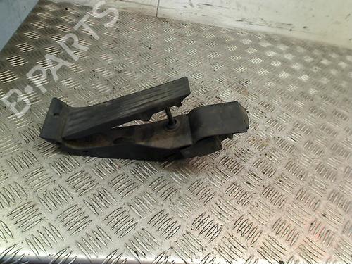 Pedal Pedal BMW 1 (E87) 116 i (115 hp) 13124764 13124764