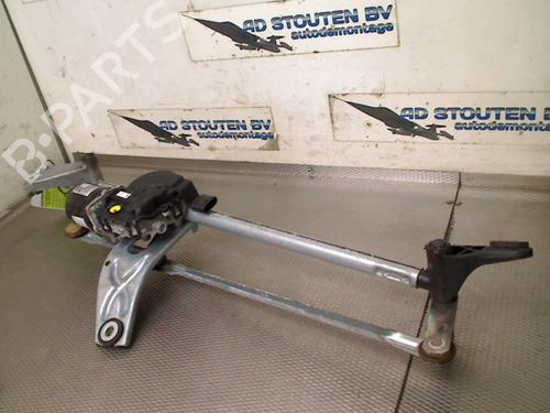 Używane Mechanizm wycieraczek przednich MERCEDES-BENZ A-CLASS Saloon (V177) A 180 (177.184) (136 hp) 31312051