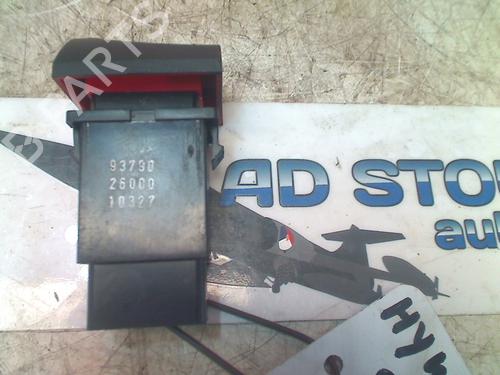 Warning switch HYUNDAI SANTA FÉ I (SM) 2.4 16V 4x4 | BP13125124I22 
