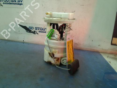 Used Fuel pump DACIA SANDERO 1.2 16V (75 hp) 11291938