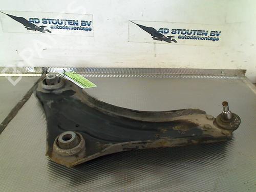 Used Left front suspension arm RENAULT MEGANE III Grandtour (KZ0/1) 1.5 dCi (KZ09, KZ0D, KZ1G, KZ29, KZ14, KZ1W, KZ10, KZ1F,... (110 hp) 25222296