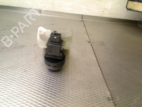 Switch TOYOTA RAV 4 III (_A3_) 2.0 4WD (ACA30_, ACA30R) | BP33869152I30 - Image 4