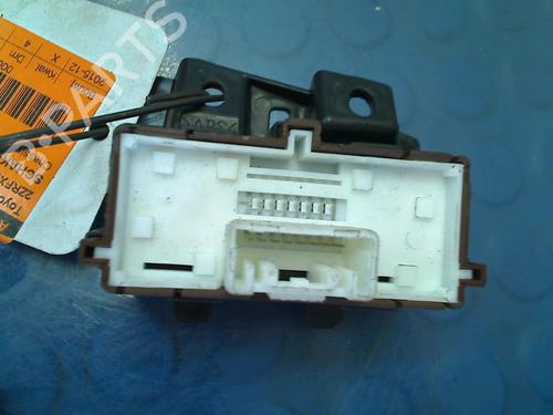 Switch TOYOTA AURIS Estate (_E18_) 1.8 Hybrid (ZWE186_, ZWE186R, ZWE186H) | BP11305747I30 
