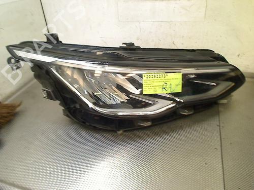 Used Right headlight Right headlight 37158651 37158651