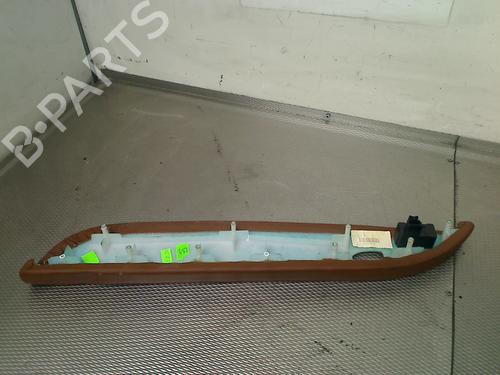 Used Left front window switch Left front window switch 38461968 38461968