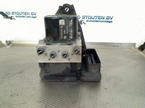 Used ABS pump VW CADDY III Box Body/MPV (2KA, 2KH, 2CA, 2CH) 1.6 TDI (75 hp) 29520860