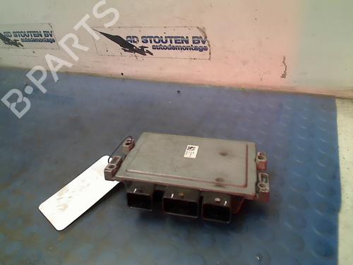 Used Engine control unit (ECU) DACIA SANDERO 1.2 16V (75 hp) 12824233