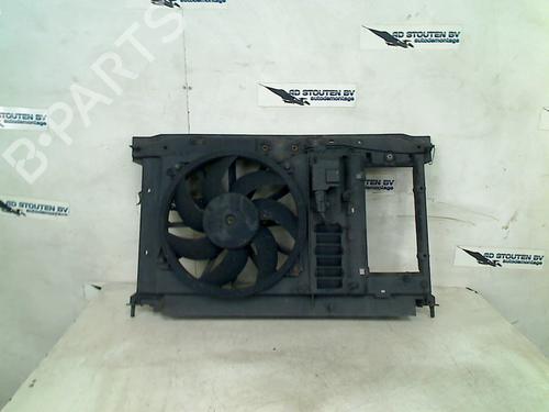 Lüfter für PEUGEOT 3008 I MPV (0U_) 2.0 HDi Hybrid4 (0URHCA) (200 hp) 30514550
