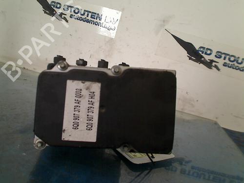 Used ABS pump SEAT IBIZA III (6L1) 1.4 16V (100 hp) 13544798