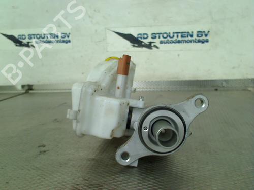 Brake master cylinder CITROËN C4 CACTUS 1.2 VTi 82 | BP30167651M77