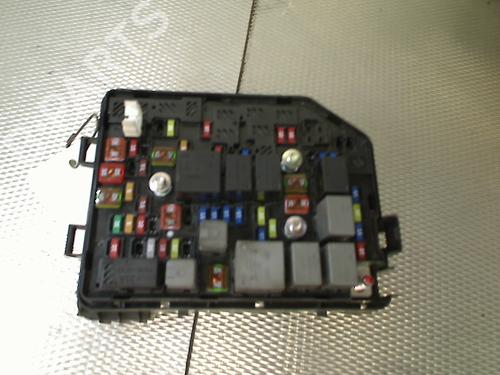Used Fuse box Fuse box 36856979 36856979