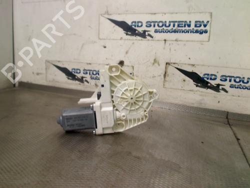 Used Right front window motor AUDI Q5 (8RB) 2.0 TFSI quattro (211 hp) 30480337