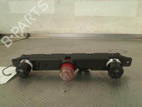 Used Warning switch Warning switch FIAT 500 (312_) 1.2 (312AXA1A) (69 hp) 33871937 33871937